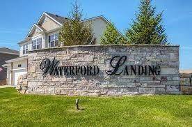 110 Waterford Landing 8 Avenue, Urbandale, IA 50323