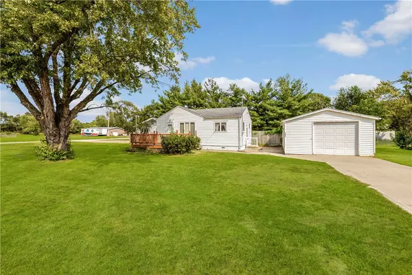 5775 NE Berwick Drive, Berwick, IA 50032