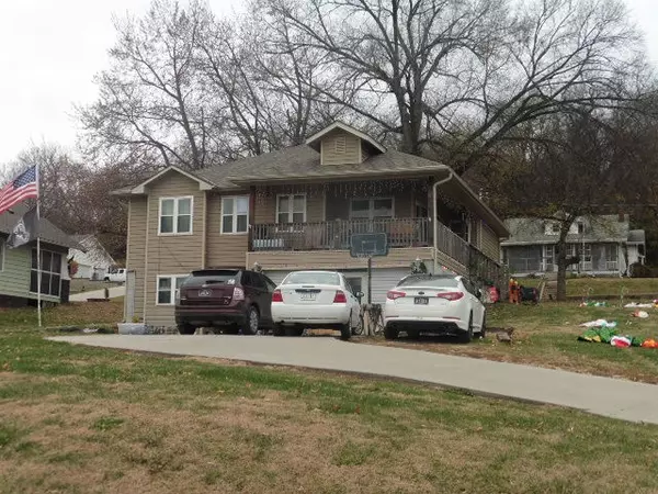 1710 Bluff Street, Shenandoah, IA 51640
