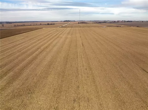 New Hampton, IA 50659,00 Ivanhoe Court Road