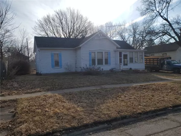 227 S Lincoln Street, Creston, IA 50801