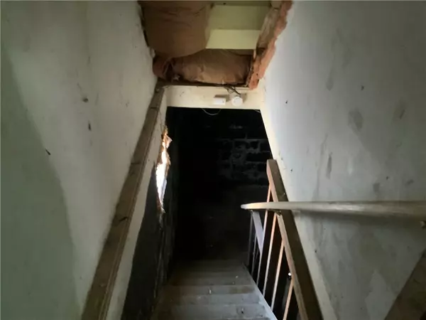 Defiance, IA 51527,315 1st Street