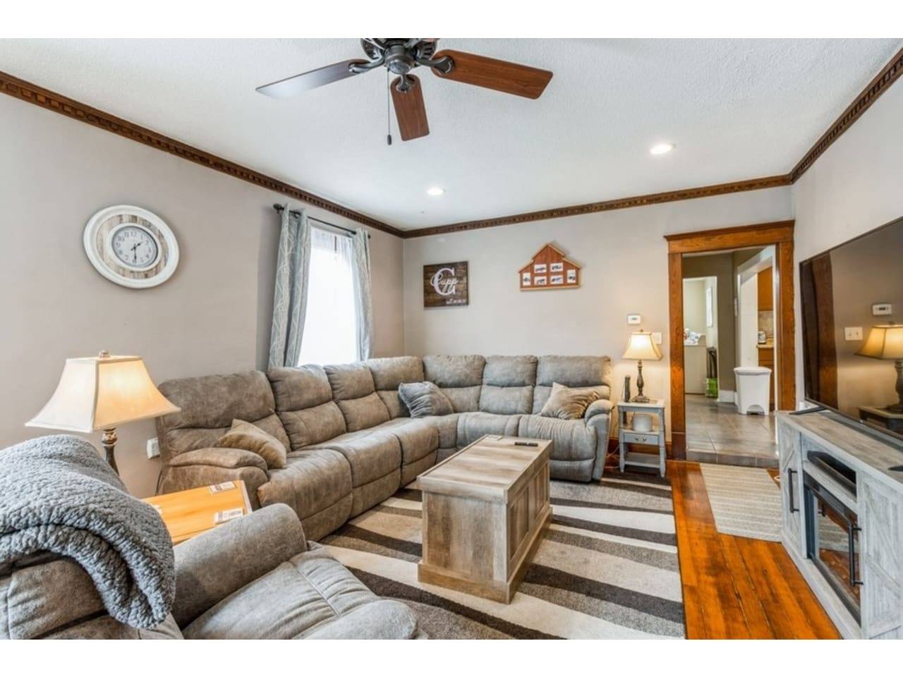 Patterson, IA 50218,531 Long Street