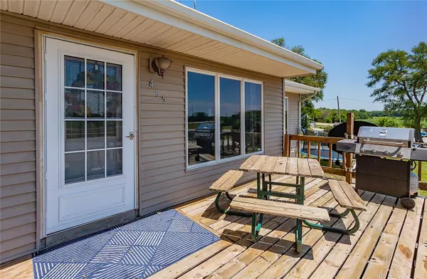 Martensdale, IA 50160,455 South Street