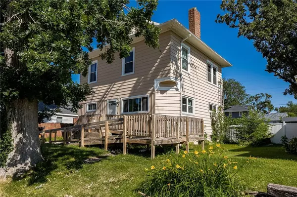 Cedar Rapids, IA 52402,1510 J Avenue NE