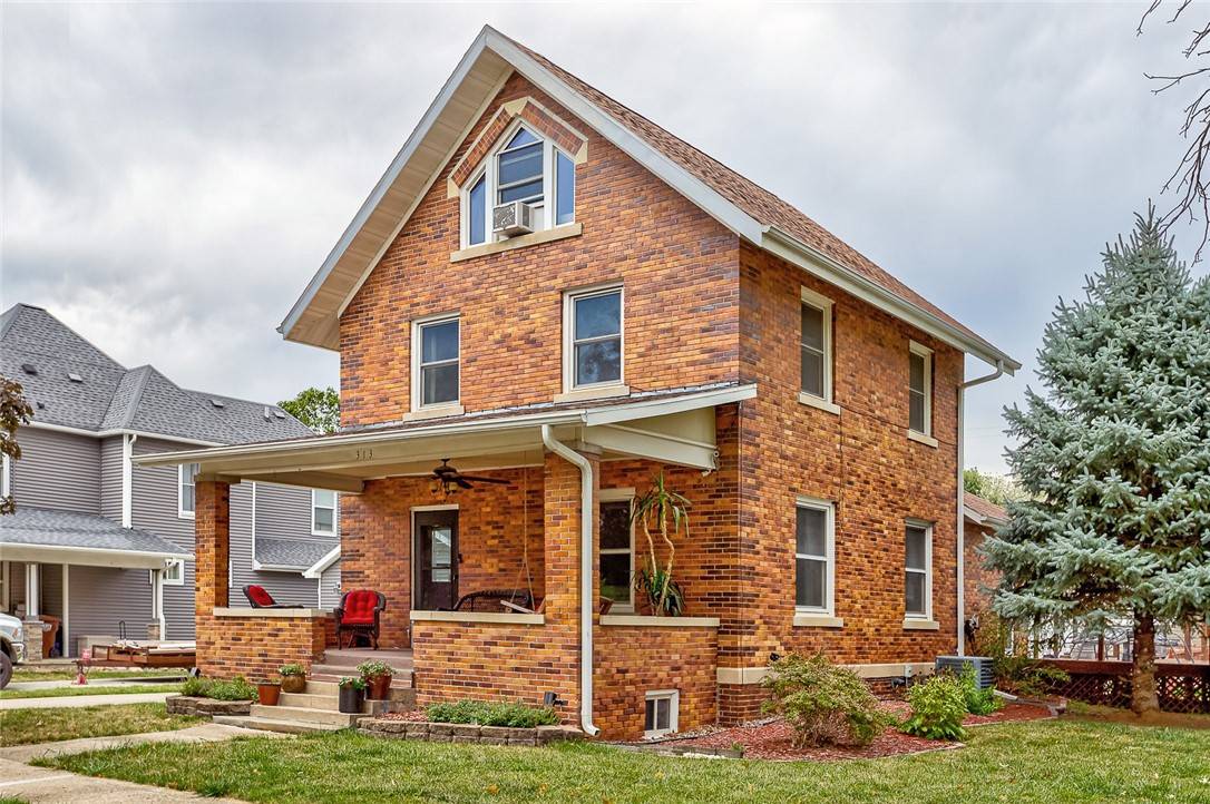 313 Main Street, Maxwell, IA 50161