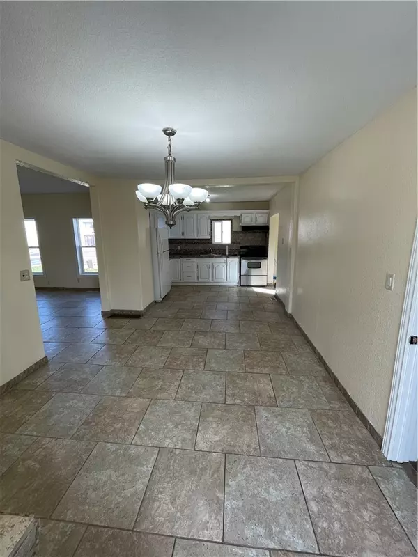 Marshalltown, IA 50158,217 E Anson Street