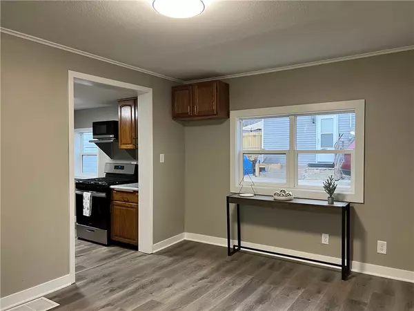 Colo, IA 50056,210 Warner Street