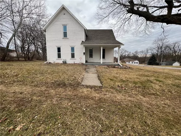 1002 Grant Street, Redfield, IA 50233