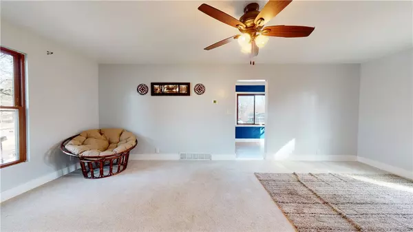 Des Moines, IA 50315,4108 SW 12th Street