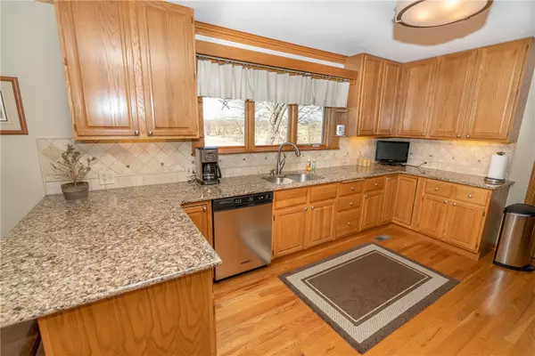 Cumming, IA 50061,3263 Cumming Road