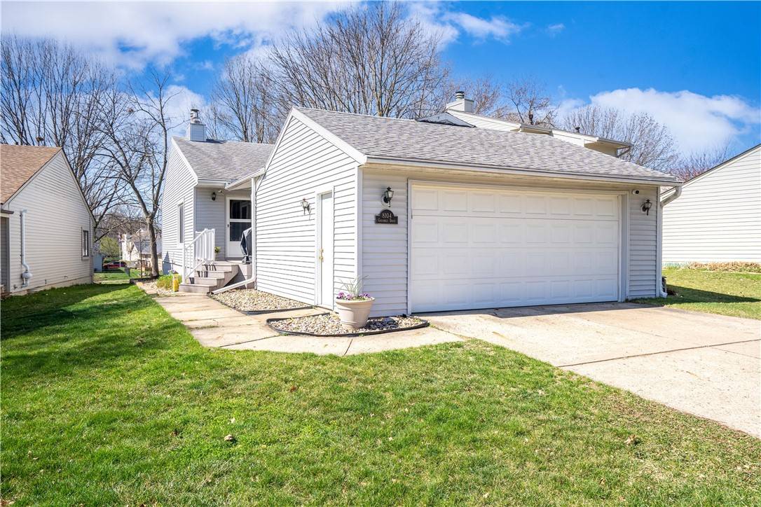 8104 Greenbelt Drive, Urbandale, IA 50322