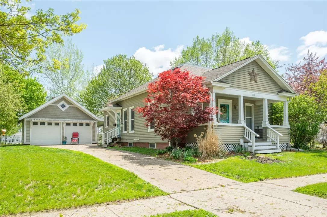 Newton, IA 50208,620 E 4th Street S