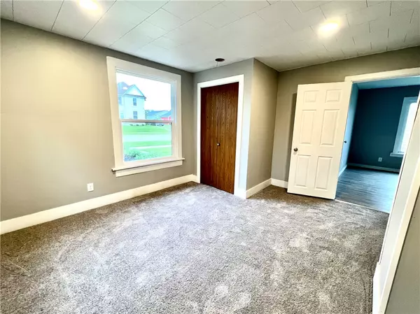 Belle Plaine, IA 52208,1406 4th Avenue