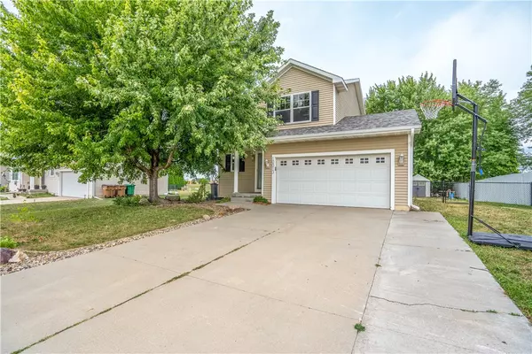 10013 Catalina Drive, Johnston, IA 50131