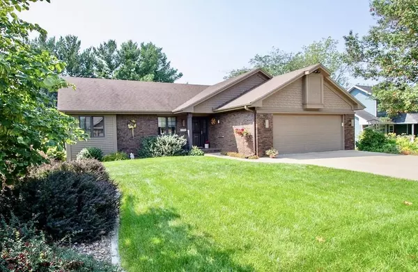 Pella, IA 50219,1109 Big Rock Park Road