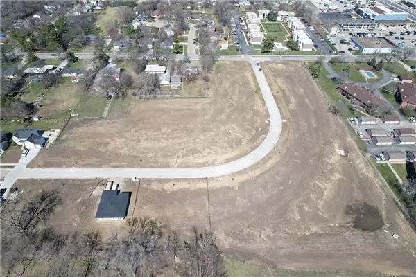 Des Moines, IA 50321,4537 SW 23rd Street