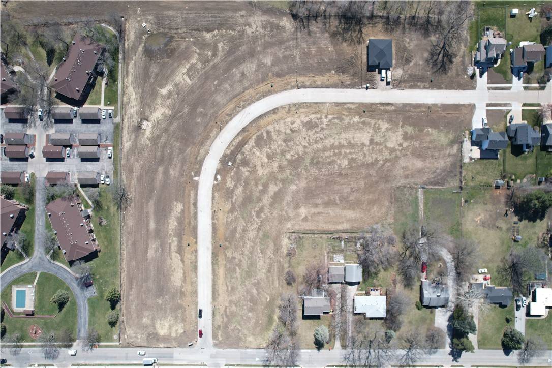 Des Moines, IA 50321,2360 Emma Avenue