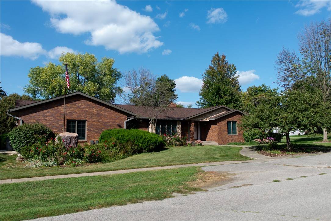 216 Maple Street, Fontanelle, IA 50846
