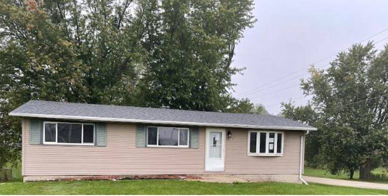400 Drury Lane, Le Grand, IA 50142