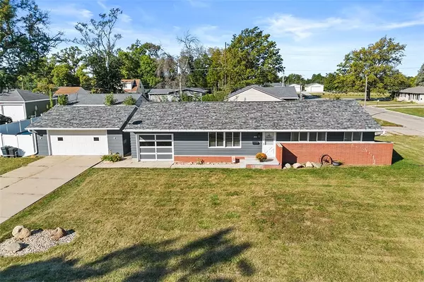 Marshalltown, IA 50158,1801 S 5th Street