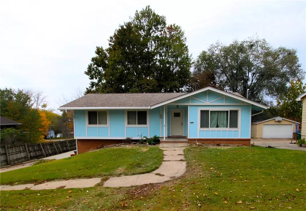 Pleasant Hill, IA 50327,500 Kimberly Lane