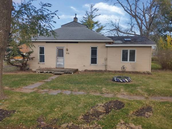 310 W Park Street, IA 52576