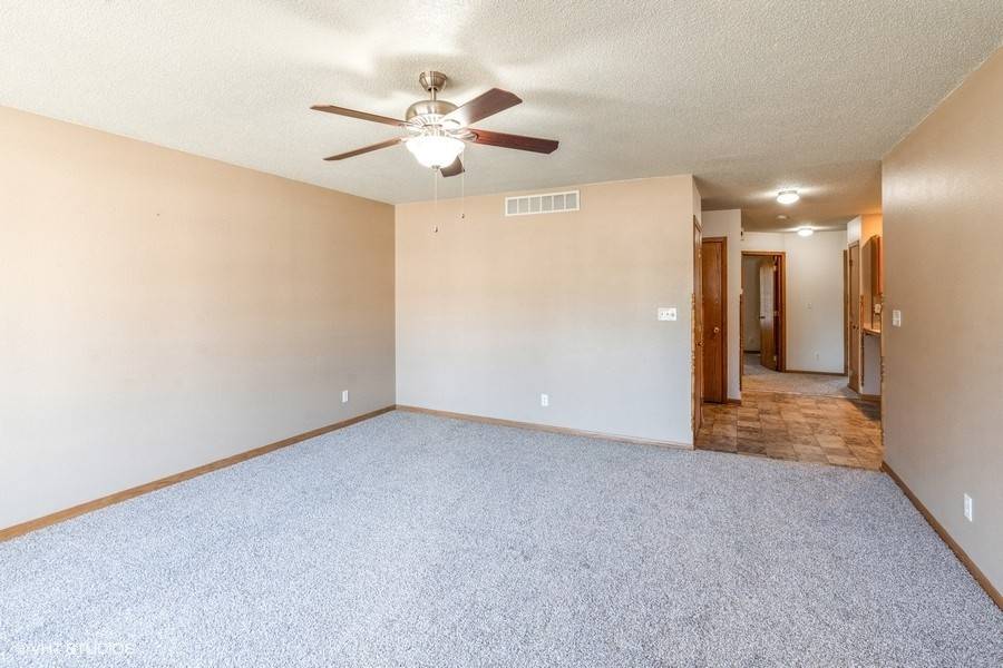 Altoona, IA 50009,308 13th Avenue SW #5