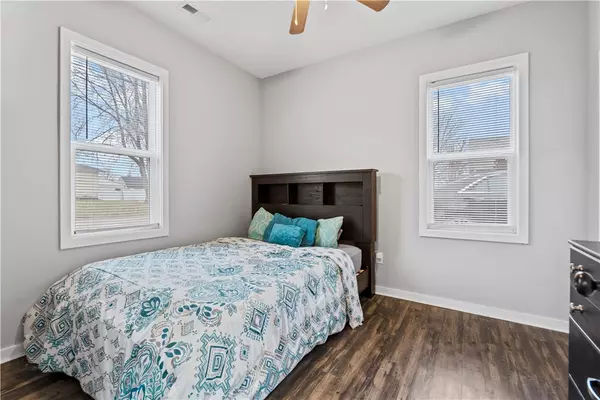 Newton, IA 50208,814 E 8th Street N