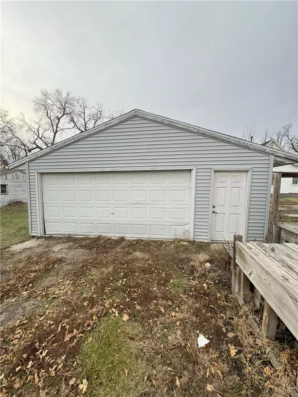 Jewell, IA 50130,530 Edwards Street