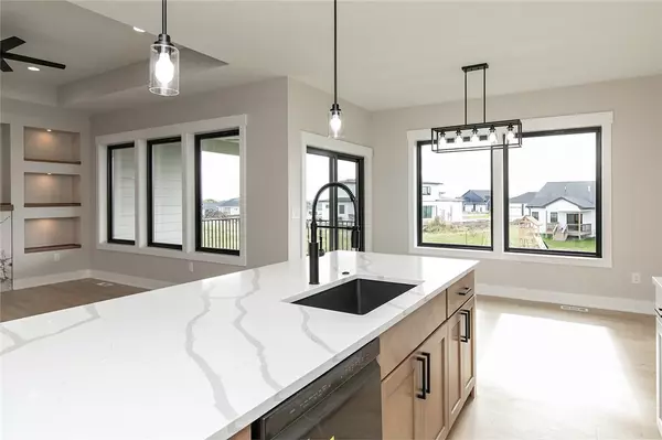 Clive, IA 50325,17954 Hammontree Circle