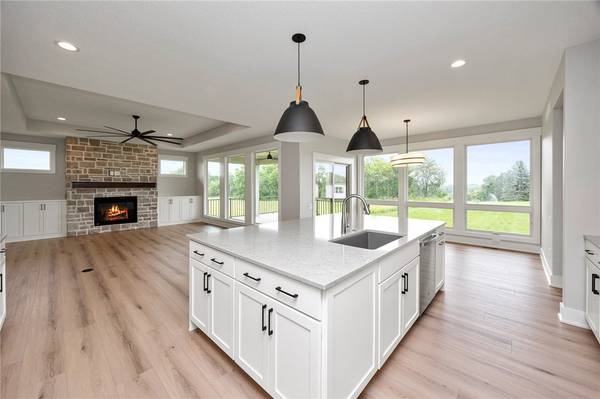 3815 Fieldstone Drive, Waukee, IA 50263