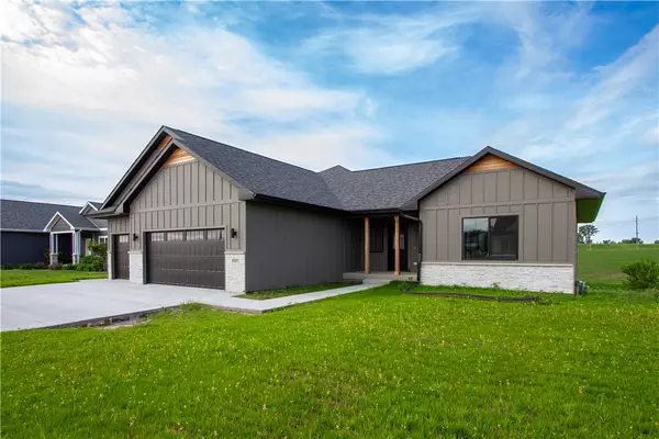 Prairie City, IA 50228,409 S Haley Lane