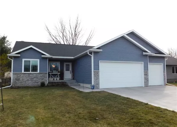 438 Peterson Drive, Ogden, IA 50212