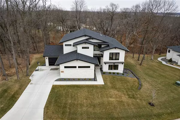 Johnston, IA 50131,6261 Enclave Lane