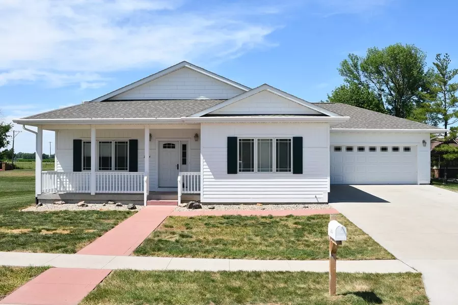 2604 Hiawatha Street, Perry, IA 50220