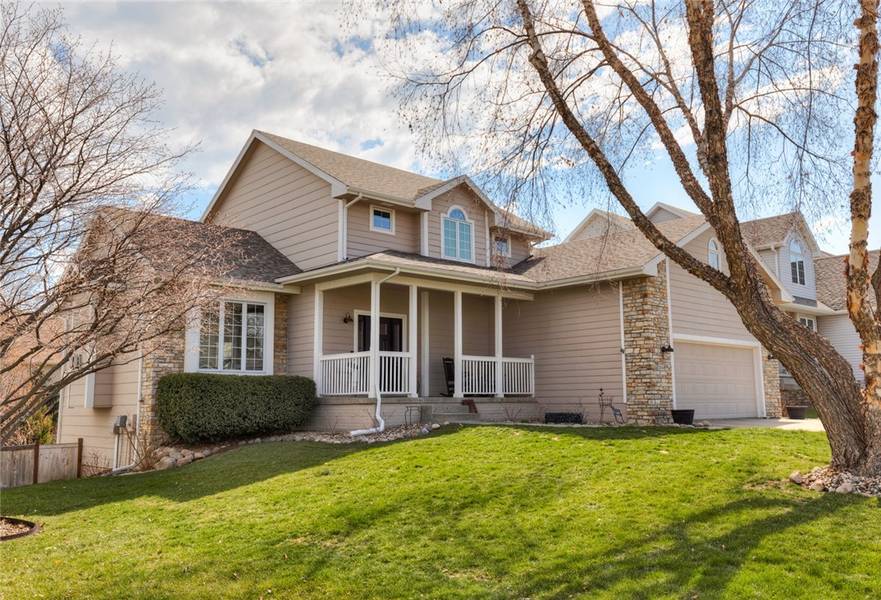 2810 Lexington Drive, Norwalk, IA 50211