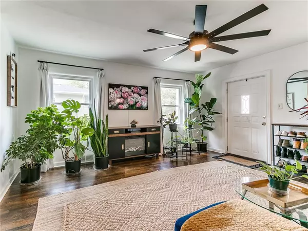 Windsor Heights, IA 50324,1419 64th Street