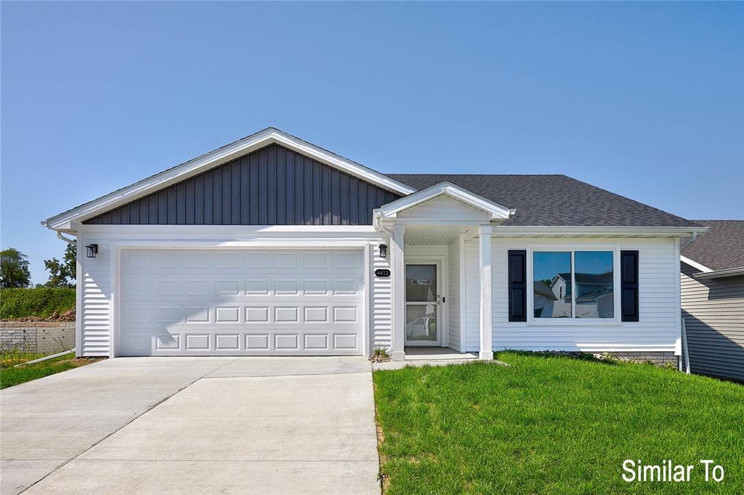 Des Moines, IA 50317,4347 Grover Woods Lane