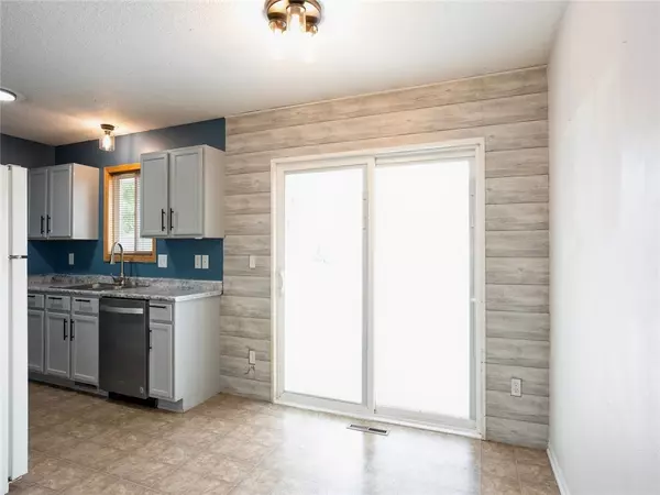 Indianola, IA 50125,306 W 18th Place