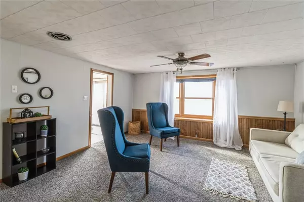 Perry, IA 50220,1320 W 2nd Street