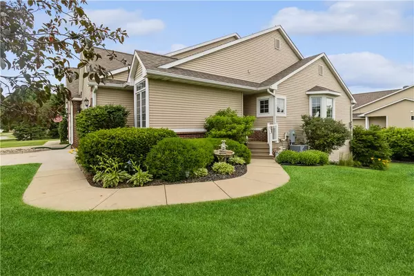 7220 Cody Drive, West Des Moines, IA 50266