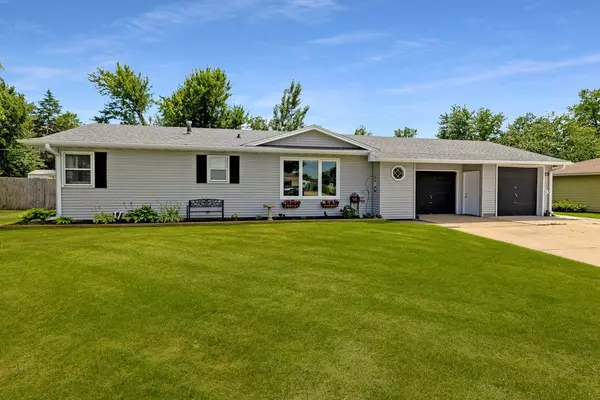604 3rd Avenue, Slater, IA 50244