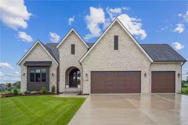 11226 Twilight Drive, West Des Moines, IA 50266