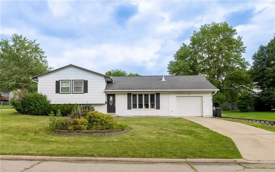 300 W 13th Street S, Newton, IA 50208