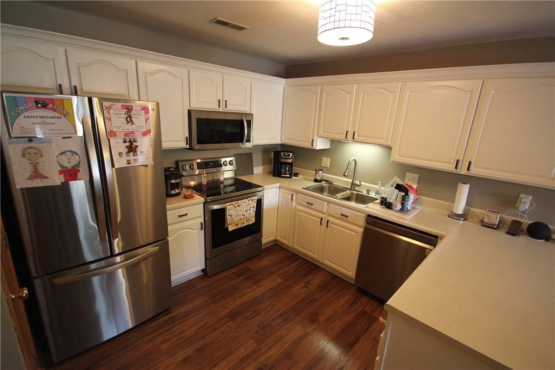 Urbandale, IA 50322,4130 100th Street #2