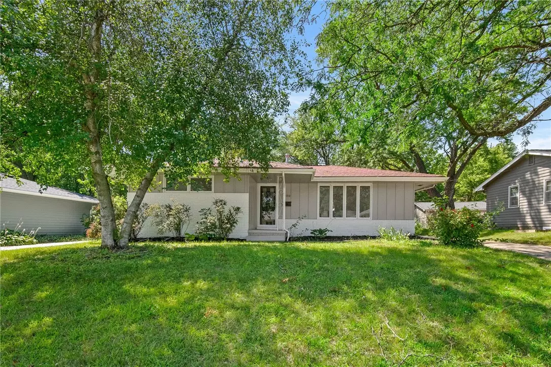 Des Moines, IA 50313,4132 E 10th Street