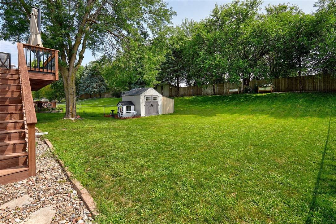 West Des Moines, IA 50266,533 53rd Street
