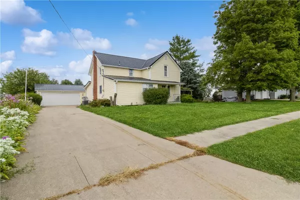 220 W Station Street, Baxter, IA 50028