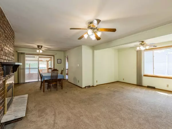 Urbandale, IA 50322,3201 68th Street